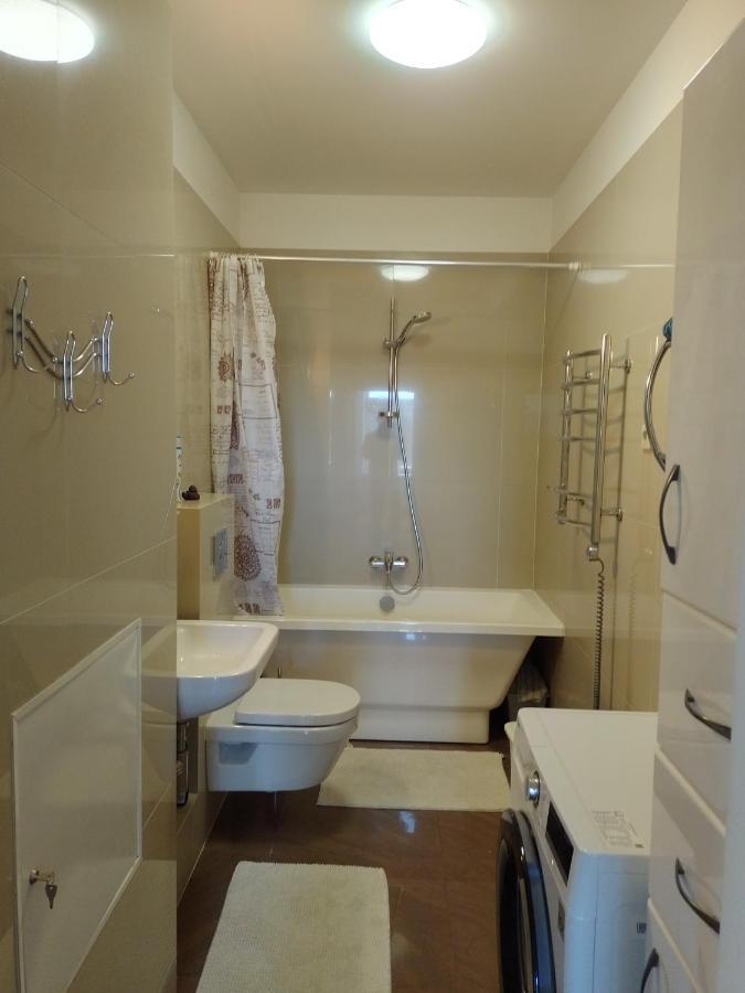 Premium Class Apartment, Free Parking, Maximum 5 Guests, 2 Bedrooms, 3 Beds Riga Eksteriør bilde